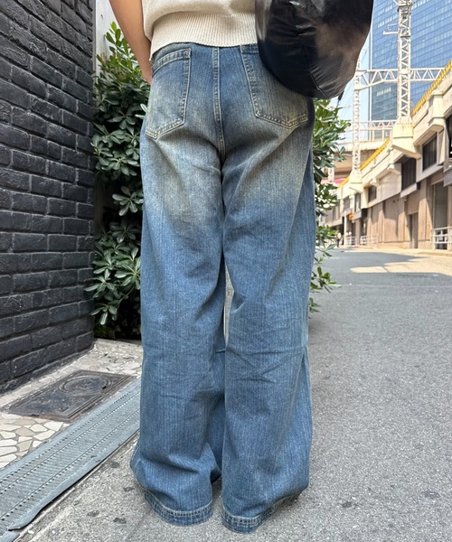Chikashitsu +(チカシツプラス)の「【Chikashitsu +】oil wash semi flare denim pants / 【チカシツプラス】オイルウォッシュセミフレアデニムパンツ(デニムパンツ・メンズ・ブルー・L/M/S)」の14枚目の写真