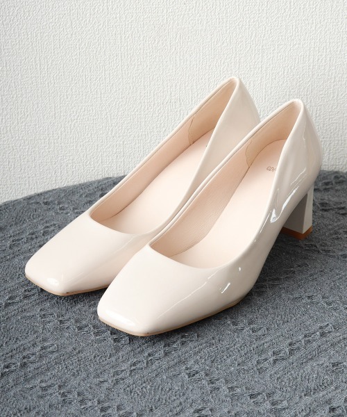Miniministore(ミニミニストア)の「スクエアトゥ 太ヒールパンプス 美脚(パンプス・レディース・ブラック/オフホワイト/ピンクベージュ・23.0cm/22.5cm/25.0cm/24.5cm/24.0cm/23.5cm)」の11枚目の写真