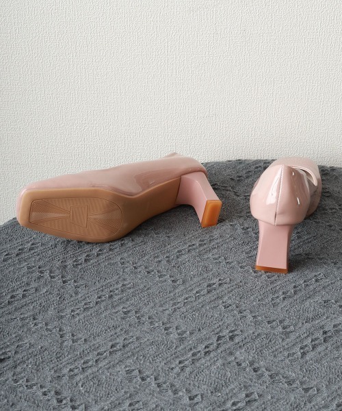 Miniministore(ミニミニストア)の「スクエアトゥ 太ヒールパンプス 美脚(パンプス・レディース・ブラック/オフホワイト/ピンクベージュ・23.0cm/22.5cm/25.0cm/24.5cm/24.0cm/23.5cm)」の15枚目の写真