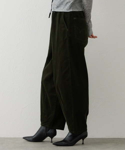 EDWIN（エドウィン）の「EDWIN LADIES ノンストレッチ コーデュロイ イージーサーカスワイドパンツ（その他パンツ・レディース・オリーブ/バーガンディー・MEDIUM/LARGE/SMALL/X-LARGE）」の5枚目の写真