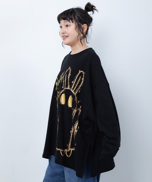 ScoLar Parity(スカラーパリティ)の「363115:ぷっくりおばけウサギ 箔プリントプルオーバー(Tシャツ/カットソー・レディース・ブラック/ブラウン/パープル・M)」の4枚目の写真