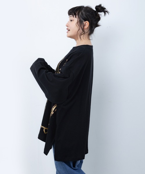 ScoLar Parity(スカラーパリティ)の「363115:ぷっくりおばけウサギ 箔プリントプルオーバー(Tシャツ/カットソー・レディース・ブラック/ブラウン/パープル・M)」の5枚目の写真
