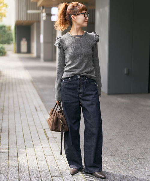 Spick & Span(スピックアンドスパン)の「《WEB限定 / 追加2》アルパカ混フリルニット(ニット/セーター・レディース・グレー/ブラック・FREE)」の4枚目の写真