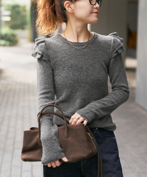 Spick & Span(スピックアンドスパン)の「《WEB限定 / 追加2》アルパカ混フリルニット(ニット/セーター・レディース・グレー/ブラック・FREE)」の11枚目の写真