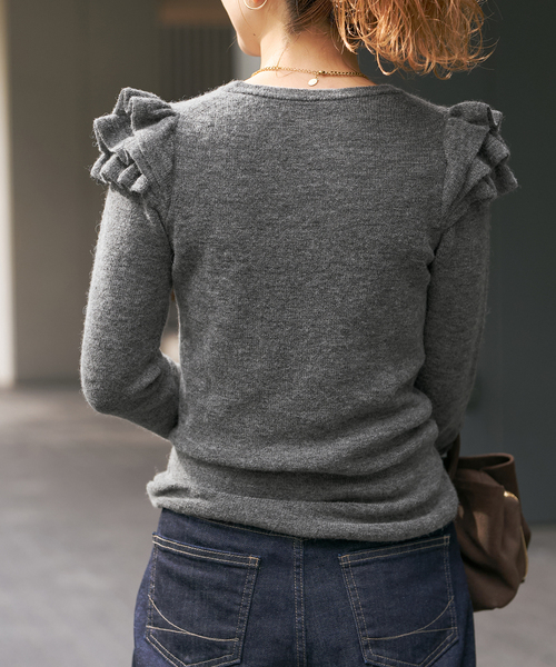 Spick & Span(スピックアンドスパン)の「《WEB限定 / 追加2》アルパカ混フリルニット(ニット/セーター・レディース・グレー/ブラック・FREE)」の14枚目の写真