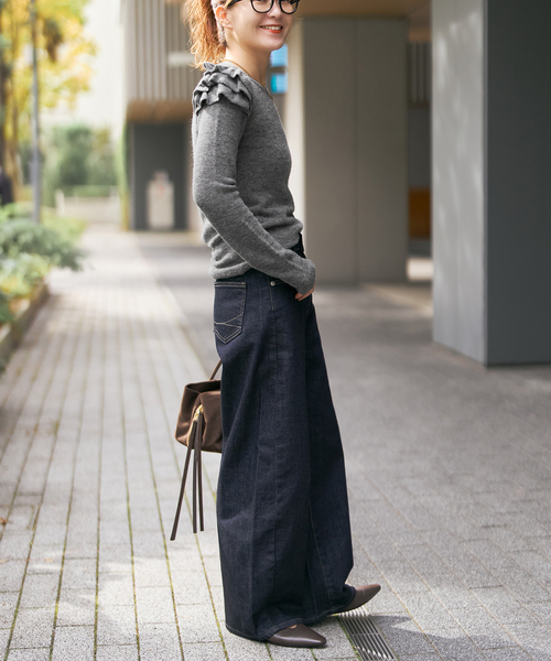 Spick & Span(スピックアンドスパン)の「《WEB限定 / 追加2》アルパカ混フリルニット(ニット/セーター・レディース・グレー/ブラック・FREE)」の15枚目の写真