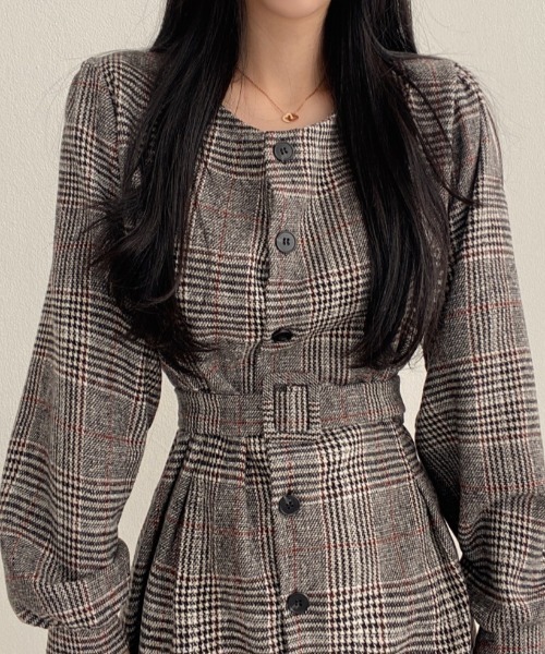 FAVORITO(ファヴォリート)の「チェック柄シングルブレストワンピース(ワンピース・レディース・モカ/ブラック・F)」の9枚目の写真