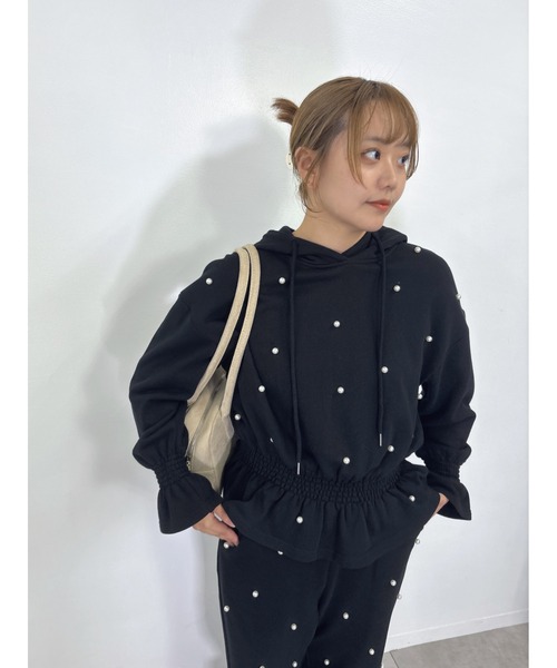 DONOBAN(ドノバン)の「【散りばめたパールが華やかに映える】パール スウェット パンツ フーディー レディース トップス パーカー 春服 秋服 冬服 セットアップ フレア ペプラム スポーティ ワンマイルウェア ゆったり カジュアル Donoban ドノバン(パーカー・レディース・グレー/ブラック・ONE SIZE)」の15枚目の写真