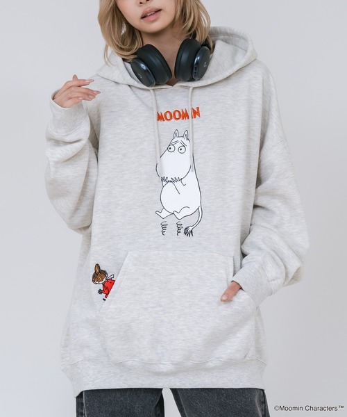 MOOMIN(ムーミン)の「【MOOMIN/ムーミン】【ユニセックスデザインでリンクコーデにも◎】裏起毛プルオーバーパーカー フーディ 保温 キャラクター ムーミン ニョロニョロ リトルミイ スティンキー(パーカー・メンズ・グレー系その他2/ベージュ系その他/ブラック系その他2/ブルー系その他・MEDIUM/X-LARGE/LARGE)」の3枚目の写真