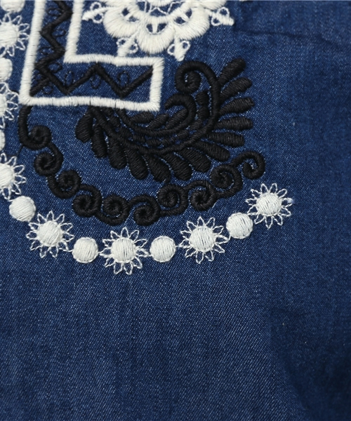 NE QUITTEZ PAS!(ヌキテパ)の「ne Quittez pas 刺繍ブラウス LC6299(シャツ/ブラウス・レディース・ネイビー・M)」の8枚目の写真