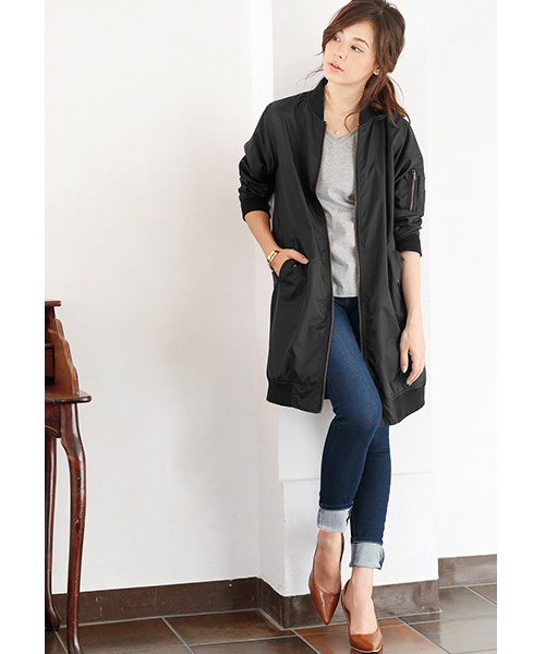 Pierrot(ピエロ)の「MA-1 ロング丈ブルゾン(MA-1・レディース・ブラック/カーキ・M/L)」の14枚目の写真