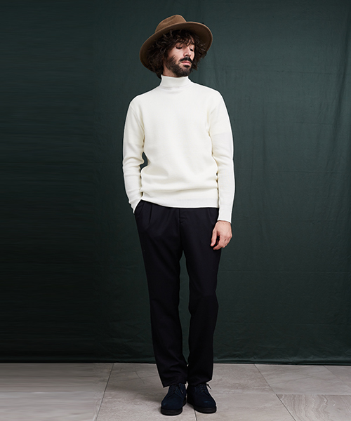 UNITED TOKYO（ユナイテッドトウキョウ）の「ZEGNA BARUFFA Cashwoolタートルネックニット（ニット/セーター・メンズ・ブラウン/グリーン/レッド/ネイビー/グレー/オフホワイト・1/3/2）」の19枚目の写真