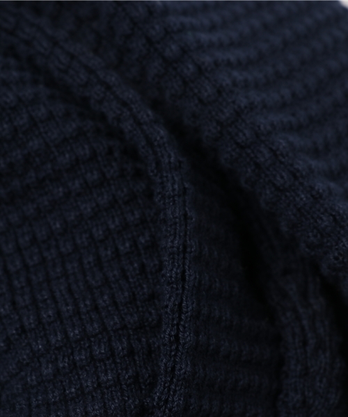 SHIPS JET BLUE(シップスジェットブルー)の「SHIPS JET BLUE: ノーボタン カーディガン(カーディガン/ボレロ・メンズ・ブラウン/オリーブ/ネイビー・LARGE/MEDIUM)」の4枚目の写真