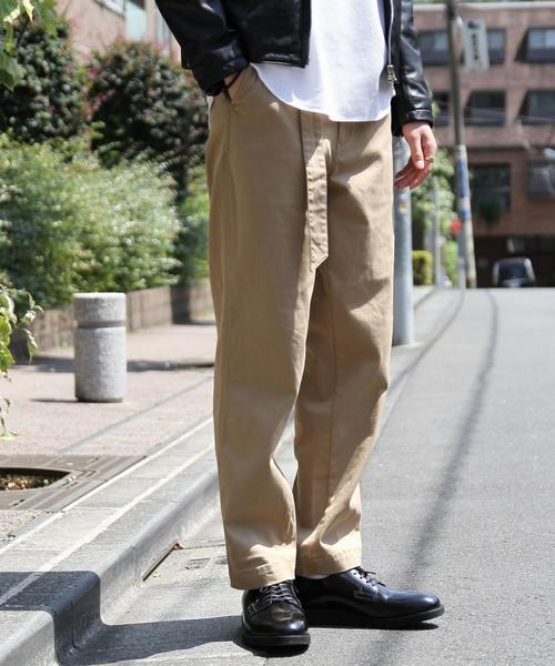 coen（コーエン）の「ツイルワイドテーパードベルテッドパンツ（チノパンツ・メンズ・ベージュ/オリーブ・X-LARGE/SMALL/LARGE/MEDIUM）」の2枚目の写真
