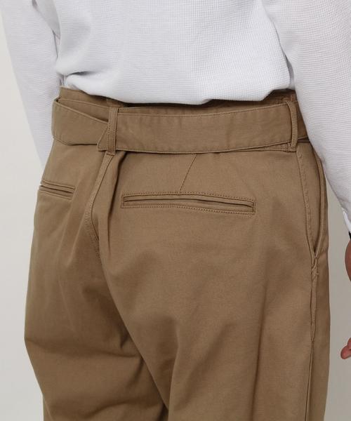 coen（コーエン）の「ツイルワイドテーパードベルテッドパンツ（チノパンツ・メンズ・ベージュ/オリーブ・X-LARGE/SMALL/LARGE/MEDIUM）」の10枚目の写真