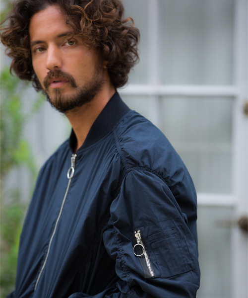 rehacer（レアセル）の「rehacer : Wave Tuck MA-1（MA-1・メンズ・カーキ/ネイビー・SMALL/MEDIUM/LARGE）」の4枚目の写真