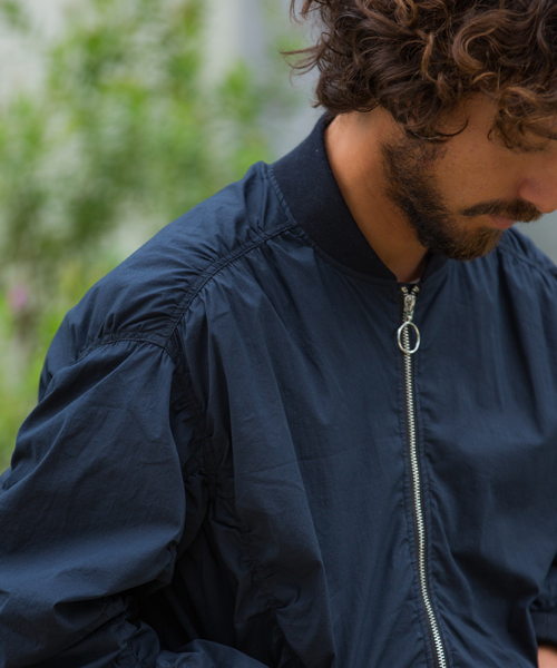 rehacer（レアセル）の「rehacer : Wave Tuck MA-1（MA-1・メンズ・カーキ/ネイビー・SMALL/MEDIUM/LARGE）」の5枚目の写真