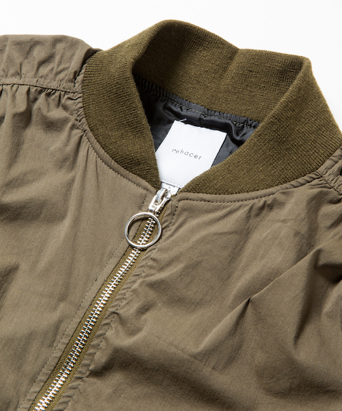 rehacer（レアセル）の「rehacer : Wave Tuck MA-1（MA-1・メンズ・カーキ/ネイビー・SMALL/MEDIUM/LARGE）」の10枚目の写真