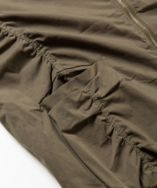 rehacer（レアセル）の「rehacer : Wave Tuck MA-1（MA-1・メンズ・カーキ/ネイビー・SMALL/MEDIUM/LARGE）」の11枚目の写真