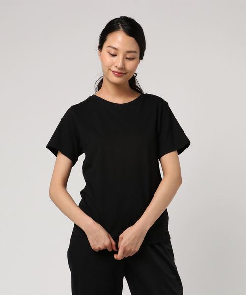 WEGO(ウィゴー)の「WEGO/無地Tシャツ(Tシャツ/カットソー・レディース・ブルー/サックスブルー/グリーン系その他/ブラック/レッド/ライトピンク・FREE)」の2枚目の写真