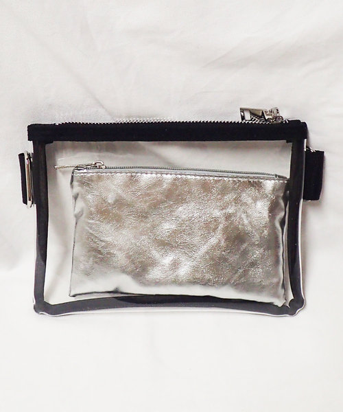 shopnikoniko(ショップニコニコ)の「サコッシュクリアバッグビニールバッグ(ショルダーバッグ・レディース・ブラック・フリー)」の4枚目の写真