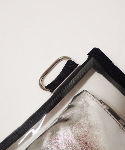 shopnikoniko(ショップニコニコ)の「サコッシュクリアバッグビニールバッグ(ショルダーバッグ・レディース・ブラック・フリー)」の8枚目の写真