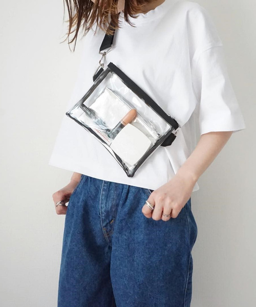 shopnikoniko(ショップニコニコ)の「サコッシュクリアバッグビニールバッグ(ショルダーバッグ・レディース・ブラック・フリー)」の20枚目の写真