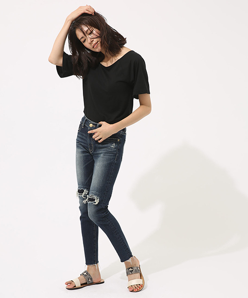 AZUL by moussy（アズールバイマウジー）の「【20190912販売禁止】リペアデニムスキニー（デニムパンツ・レディース・ダークブルー/ブルー・SMALL/X-SMALL/MEDIUM/LARGE）」の5枚目の写真