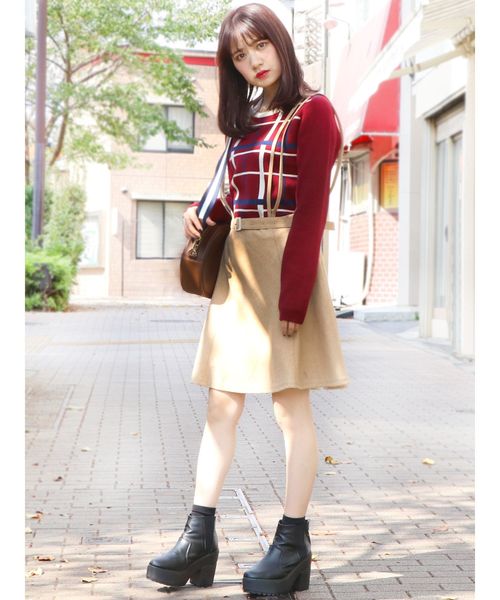 dazzlin（ダズリン）の「サス付フレアスカート（スカート・レディース・ブラック/ベージュ/ボルドー・SMALL/MEDIUM）」の19枚目の写真