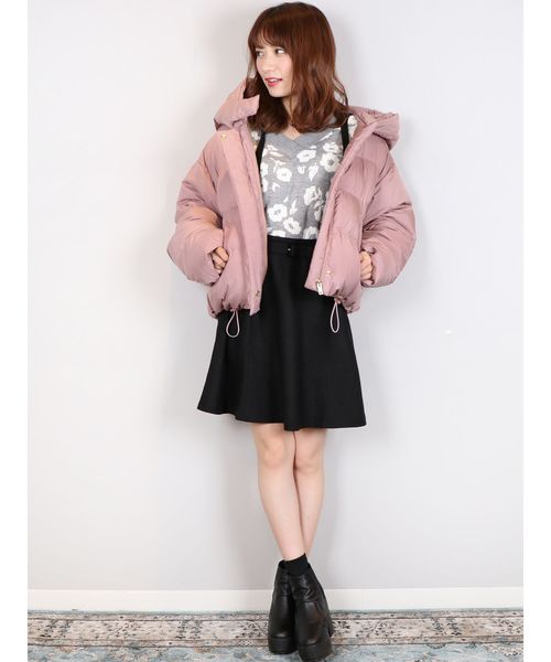 dazzlin（ダズリン）の「サス付フレアスカート（スカート・レディース・ブラック/ベージュ/ボルドー・SMALL/MEDIUM）」の15枚目の写真