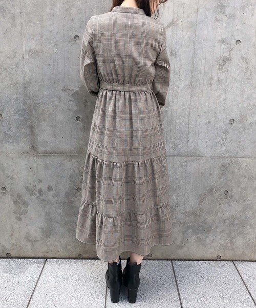one after another NICE CLAUP（ワンアフターアナザーナイスクラップ）の「【ZOZO限定】スタンドカラーティアードロングワンピース（ワンピース・レディース・ブラック系その他/ブラウン系その他/ベージュ系その他/その他/モカ・FREE）」の16枚目の写真
