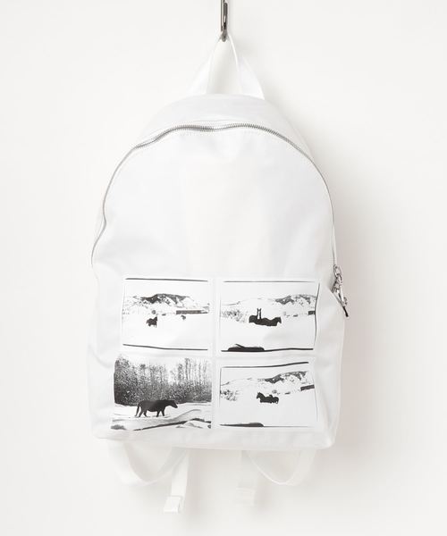 Calvin Klein Jeans Accessory(カルバン・クラインジーンズアクセサリー)の「ANDY WARHOL ポートレート キャンパス バックパック 45L(バックパック/リュック・メンズ・ホワイト・FREE)」の5枚目の写真