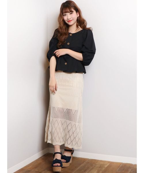 dazzlin（ダズリン）の「カギバリクロシェレースマキシスカート【かぎ針編み】（スカート・レディース・ブラック/ベージュ/グレー/オフホワイト・FREE）」の15枚目の写真