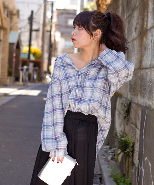 SpRay（スプレイ）の「チェックＢＩＧシャツ（シャツ/ブラウス・レディース・ブラック/ベージュ/オレンジ/ホワイト×ブラック/ホワイト系その他/ホワイト系その他2・FREE）」の4枚目の写真