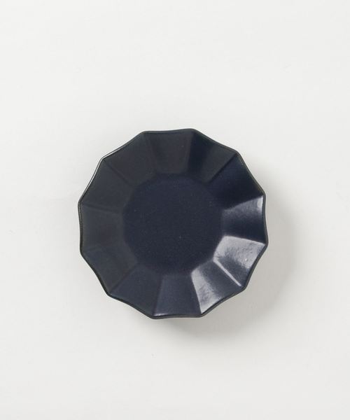 GEORGE'S（ジョージズ）の「プリーツ丸小皿（食器・レディース・ネイビー/モスグリーン/マスタード/ベージュ・FREE）」の3枚目の写真