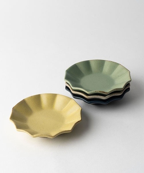 GEORGE'S（ジョージズ）の「プリーツ丸小皿（食器・レディース・ネイビー/モスグリーン/マスタード/ベージュ・FREE）」の11枚目の写真
