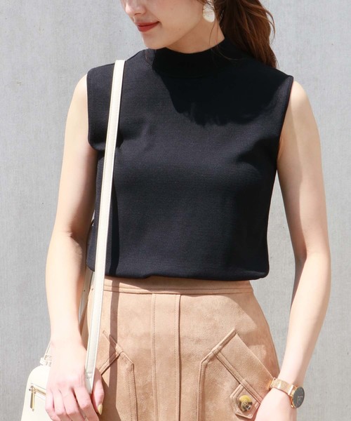 HER CLOSET(ハークローゼット)の「【HERCLOSET】ハイツイストハイネックノースリーブベーシックニット(ニット/セーター・レディース・ブラック/ベージュ/オフホワイト/ブルー/グリーン/テラコッタ/ラベンダー・M)」の15枚目の写真