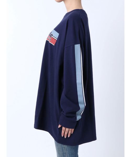 Ungrid(アングリッド)の「CollegedaleロゴロングスリーブTee(Tシャツ/カットソー・レディース・ネイビー/ブラウン/オフホワイト・FREE)」の18枚目の写真