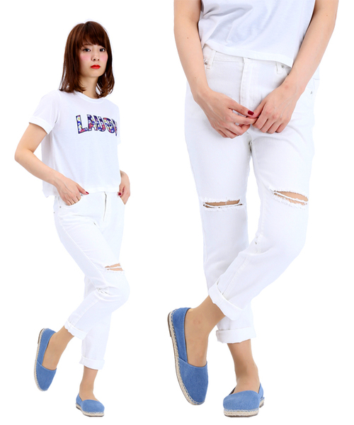 WEGO（ウィゴー）の「WEGO/ デニムダメージボーイズパンツ（デニムパンツ・レディース・オフホワイト/ブラック/インディゴブルー・MEDIUM/LARGE）」の2枚目の写真