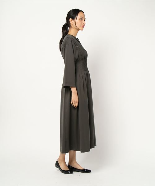 PICCIN(ピッチン)の「オープンショルダーワンピース(ワンピース・レディース・ネイビー/カーキ・MEDIUM)」の10枚目の写真