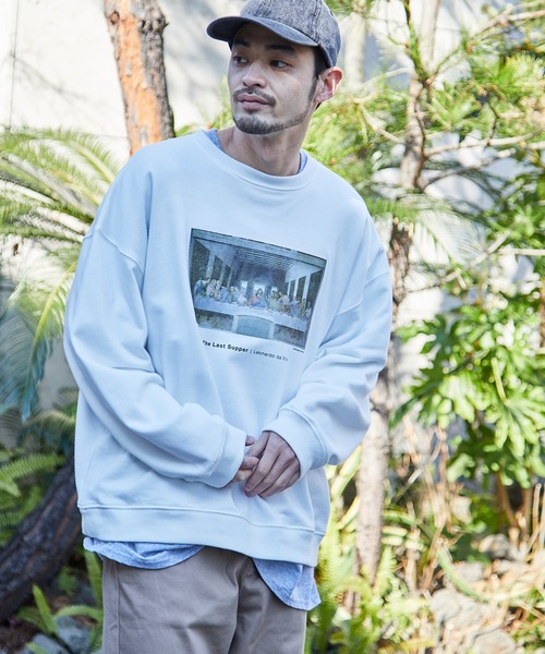 MONO-MART（モノマート）の「別注プリントART ビッグシルエット プルオーバー スウェット（スウェット・メンズ・ホワイト系その他/ブラック系その他/ブラウン系その他/ベージュ系その他/グリーン系その他/ホワイト系その他2/ホワイト系その他3/ブラック系その他2/ブラック系その他3/ブラウン系その他2/ブラウン系その他3/ベージュ系その他2/ベージュ系その他3/ベージュ系その他4/ベージュ系その他5/ベージュ系その他6/グリーン系その他2/グリーン系その他3/ベージュ系その他7/アッシュブラウン/その他1/ブラック系その他4/ブラック系その他6/その他/グリーン系その他4/グリーン系その他6/その他2/その他4/その他5/その他3/ホワイト系その他4/ホワイト系その他6/ブラウン系その他6/ホワイト系その他5/グリーン系その他5/グリーン系その他7/ブラウン系その他5/ブラウン系その他7/その他9/その他7/ブラウン系その他4/その他6/グレイッシュベージュ/その他8/ブラック系その他5・S/M/L/XL）」の3枚目の写真