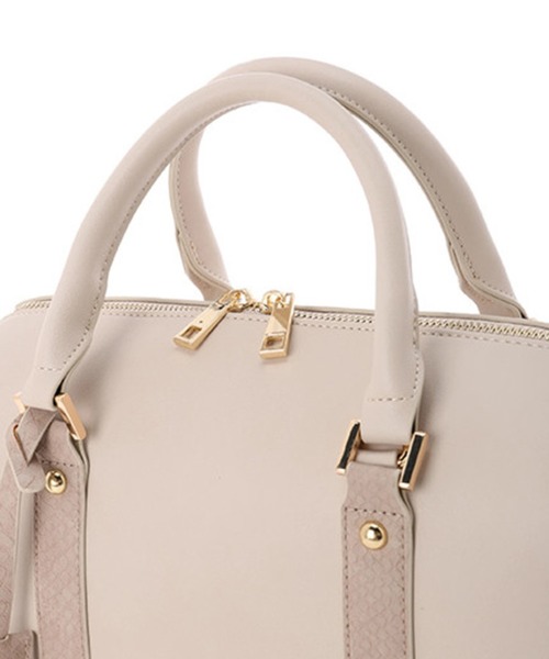 LIPSERVICE（リップサービス）の「パイソンベルトボストンバッグ（ボストンバッグ・レディース・ブラック/ピンクベージュ・FREE）」の4枚目の写真