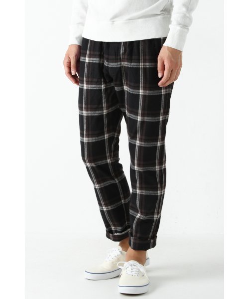 JOURNAL STANDARD relume（ジャーナルスタンダード　レリューム）の「スリープパンツ#●（その他パンツ・メンズ・アイボリー/ブラック/ブラック系その他/ネイビー/ブルー系その他/ボルドー/グレー・SMALL/LARGE/MEDIUM）」の4枚目の写真