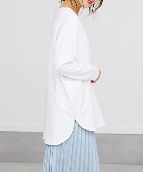 M y u（ミュー）の「ロング丈シャツデザインカット（Tシャツ/カットソー・レディース・ホワイト・MEDIUM）」の2枚目の写真