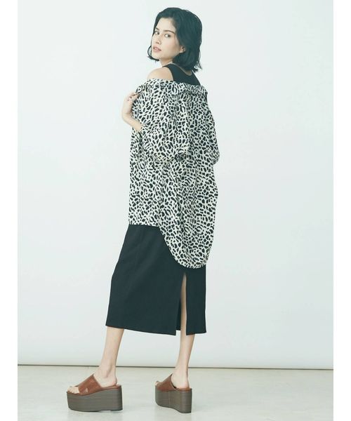 EVRIS（エヴリス）の「トングウエッジサンダル（サンダル・レディース・ブラック/ブラウン・MEDIUM/LARGE）」の3枚目の写真