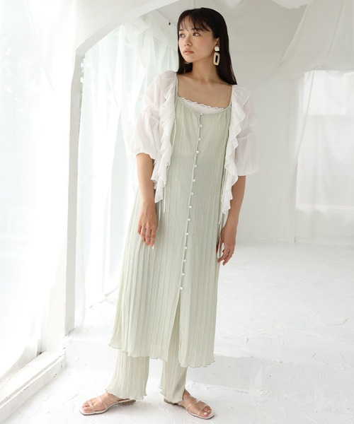 one after another NICE CLAUP（ワンアフターアナザーナイスクラップ）の「キャミワンピースプリーツパンツセット（ワンピース・レディース・オフホワイト/アイボリー/ミント/ピンクベージュ・FREE）」の4枚目の写真