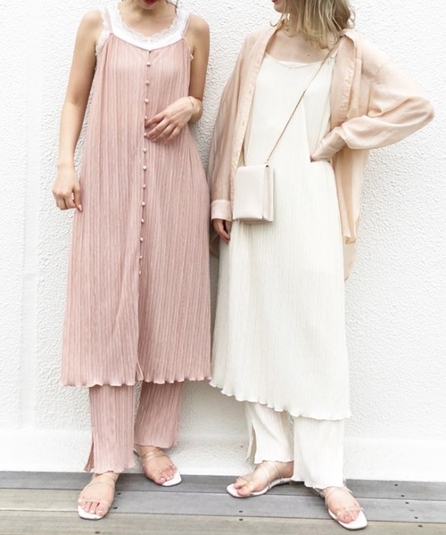 one after another NICE CLAUP（ワンアフターアナザーナイスクラップ）の「キャミワンピースプリーツパンツセット（ワンピース・レディース・オフホワイト/アイボリー/ミント/ピンクベージュ・FREE）」の8枚目の写真