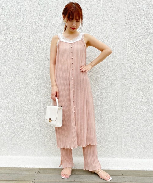 one after another NICE CLAUP（ワンアフターアナザーナイスクラップ）の「キャミワンピースプリーツパンツセット（ワンピース・レディース・オフホワイト/アイボリー/ミント/ピンクベージュ・FREE）」の5枚目の写真