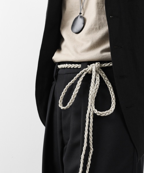 KAZUYUKI KUMAGAI ATTACHMENT（カズユキクマガイアタッチメント）の「LIZARD CORD BRAID BELT（ベルト・メンズ・ブラック/ベージュ・ONE SIZE）」の13枚目の写真