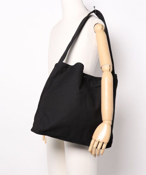 Ambre Neige（アンブルネージュ）の「キャンバスショルダーバック／【WEB/EC限定商品】（ショルダーバッグ・レディース・ブラック/ベージュ・FREE）」の16枚目の写真